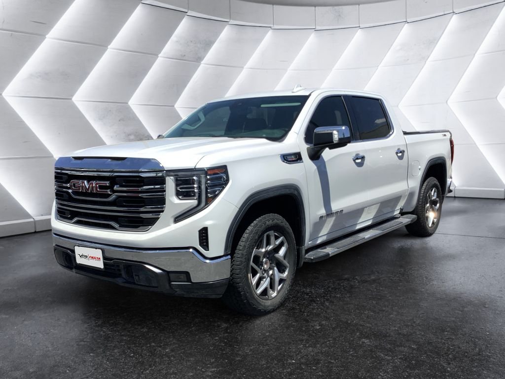 Used 2023 White GMC SLT image 3