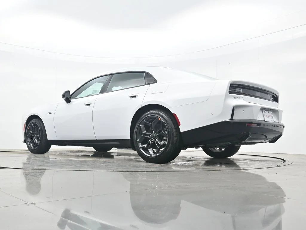 New 2026 White Knuckle Exterior Paint Dodge R/T image 41