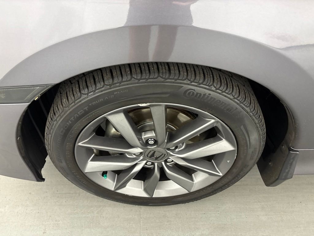 Used 2019  Honda EX image 11