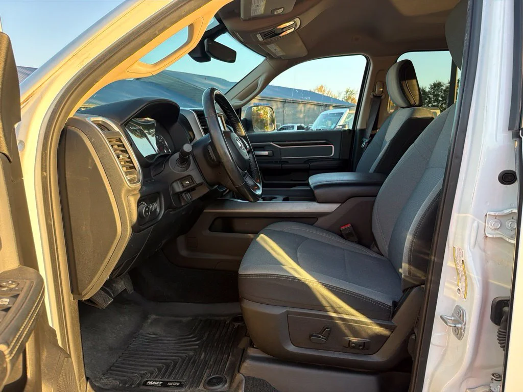 Certified Used 2019 White Ram Big Horn image 20
