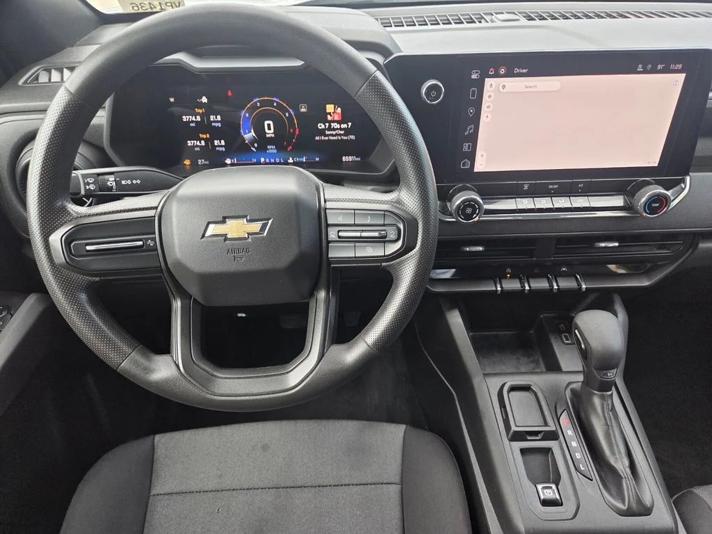 Used 2024 White Chevrolet Work Truck image 20