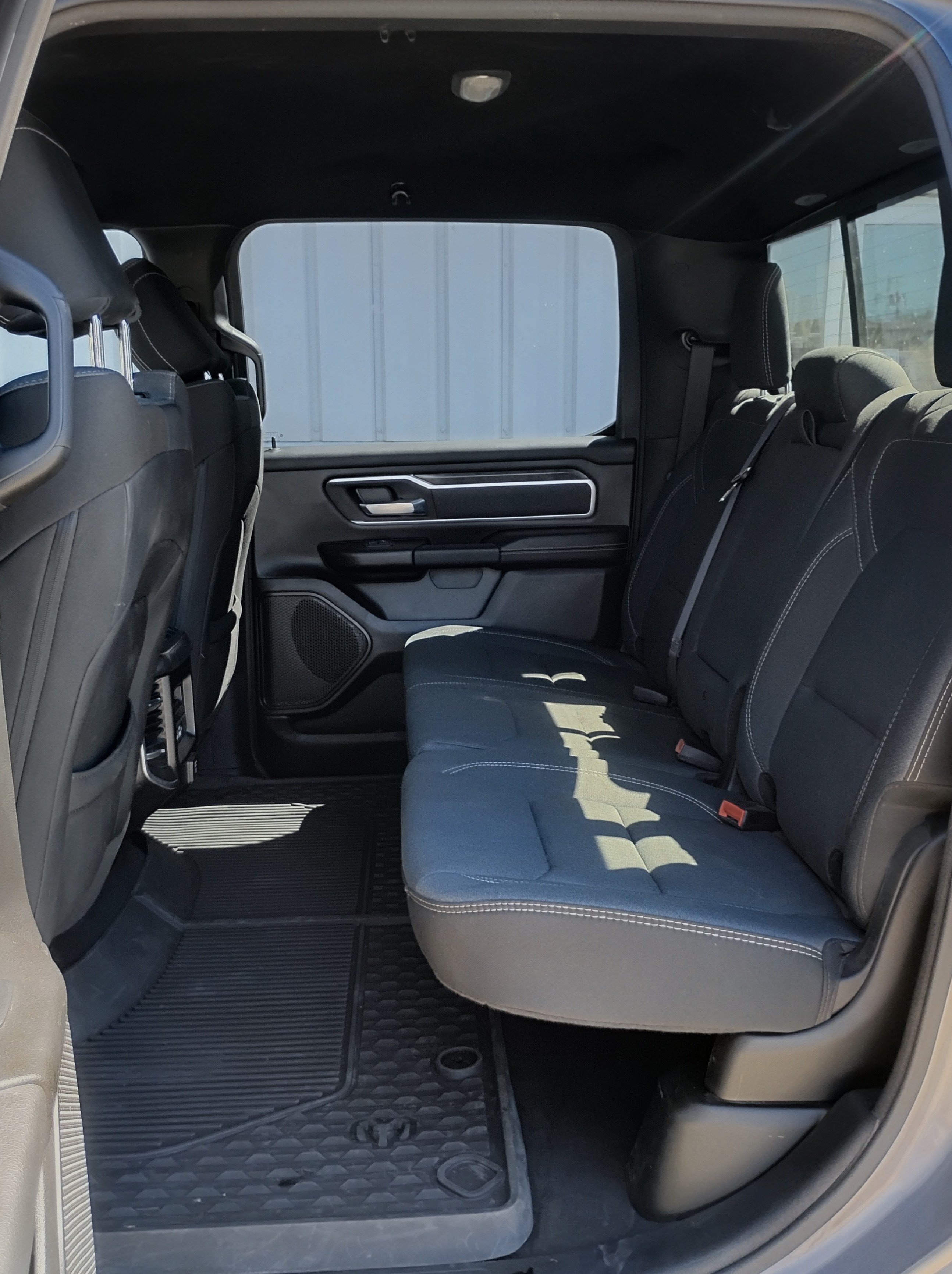 Used 2018 Granite Crystal Metallic Clearcoat Ram Big Horn image 11