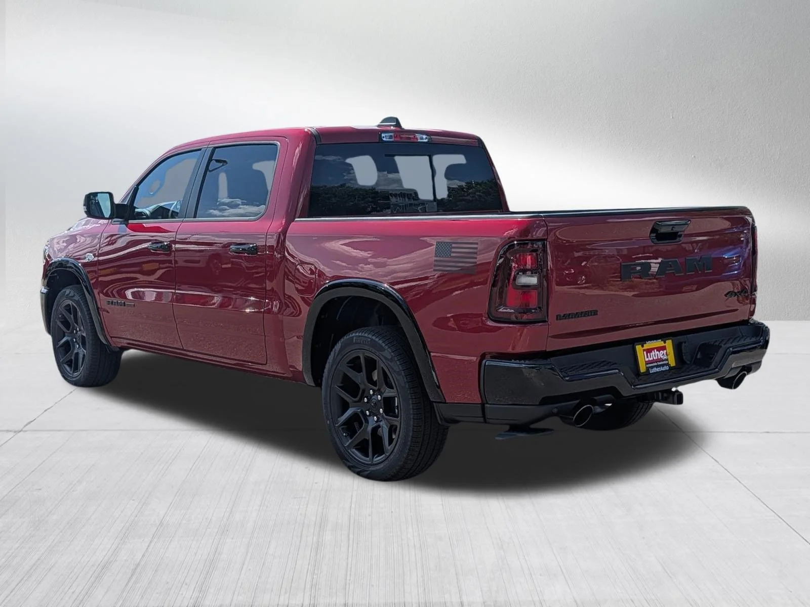 New 2026 Molten Red Pearl-Coat Exterior Paint RAM Laramie image 5