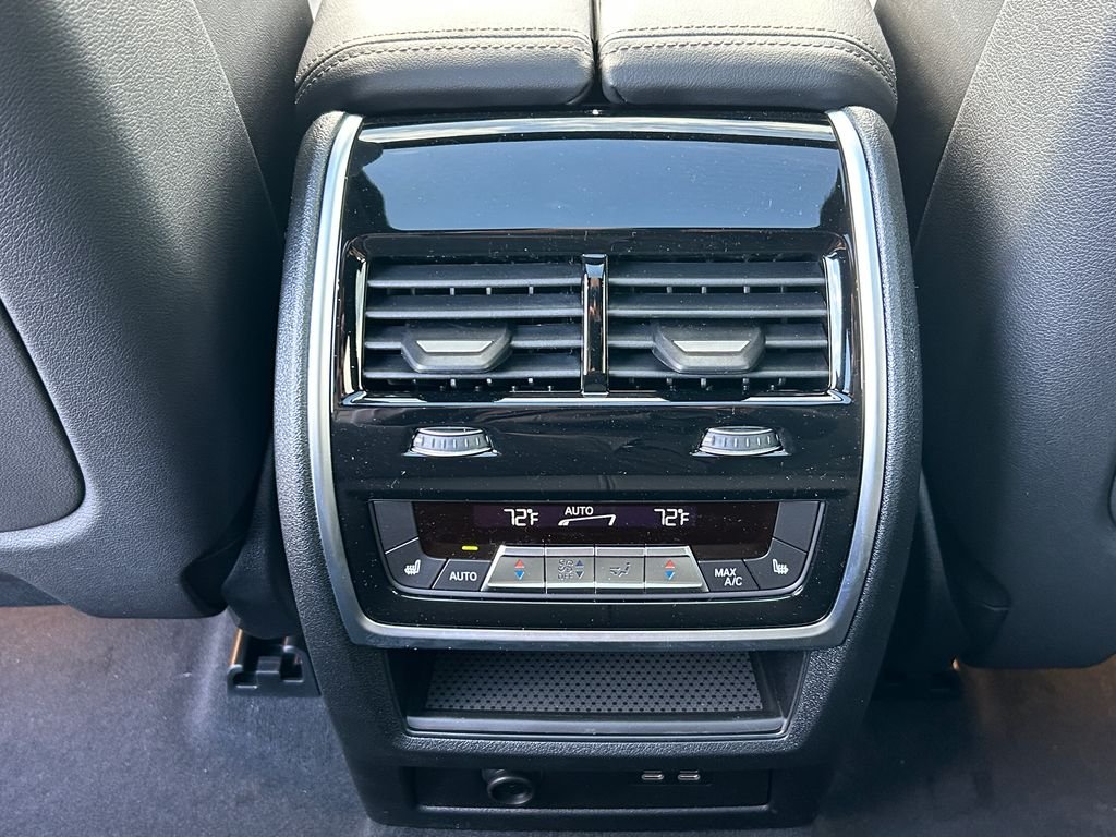 New 2026 Brooklyn Grey Metallic BMW xDrive50e image 33
