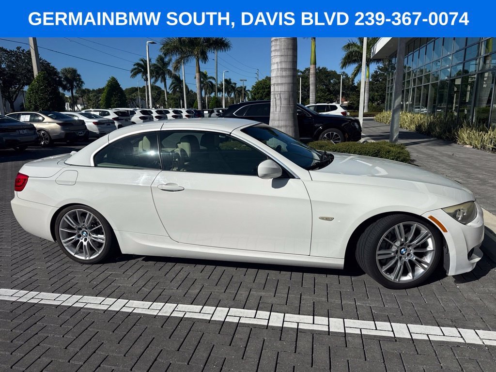 Used 2011 Alpine White BMW 335i image 13