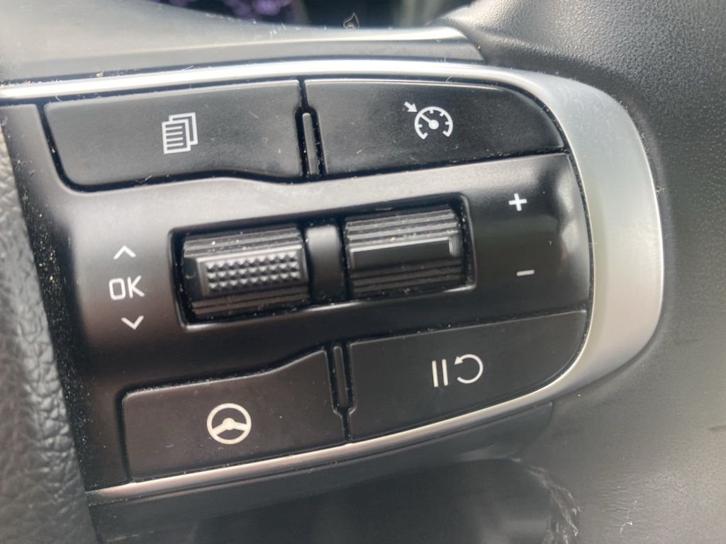 Used 2023 Gravity Gray Kia EX image 22