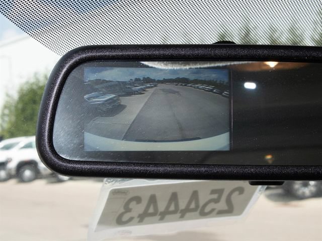 New 2025 Summit White Chevrolet 1WT image 12