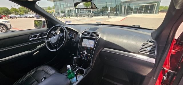 Used 2019 Red Ford Sport image 7