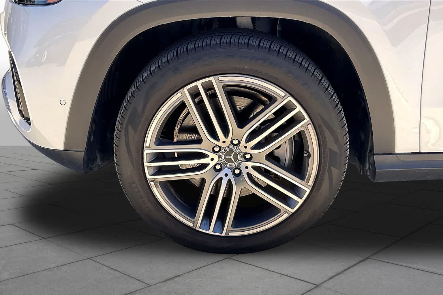 2024 Mercedes-Benz GLS Base - Photo 18