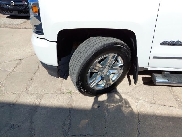 Used 2018 Beige Chevrolet High Country image 36