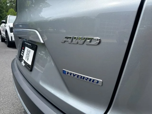 Used 2020 Silver Honda EX-L image 24