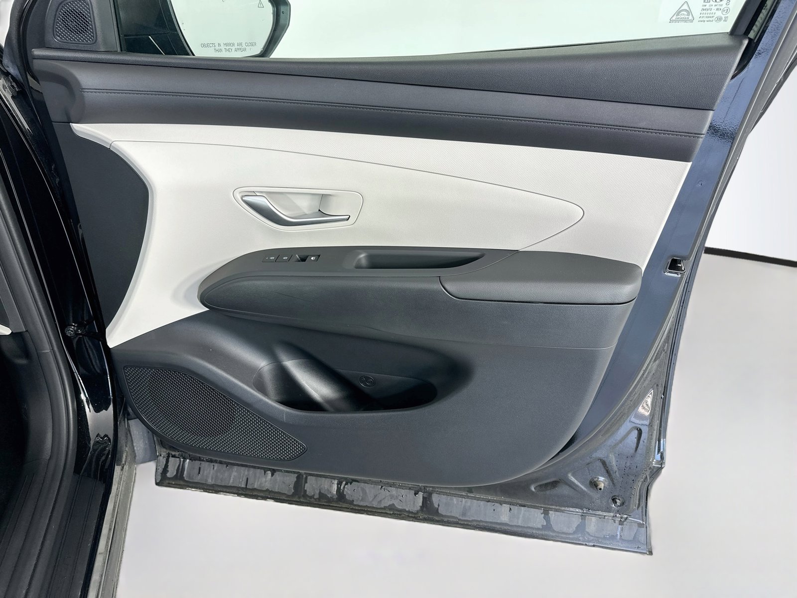 2025 Hyundai Tucson SE - Photo 32