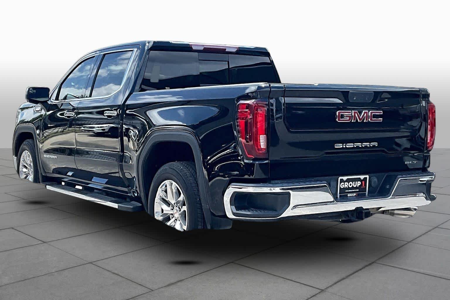 Used 2021 Onyx Black GMC SLT image 11
