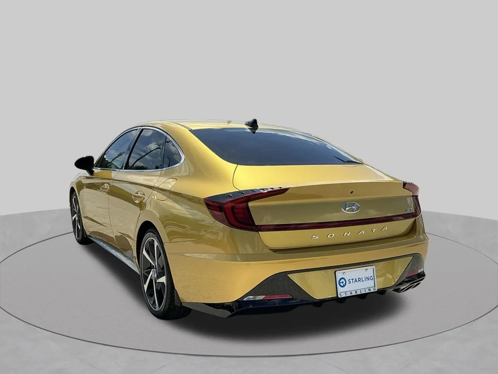 Used 2021 Yellow Hyundai SEL Plus image 7