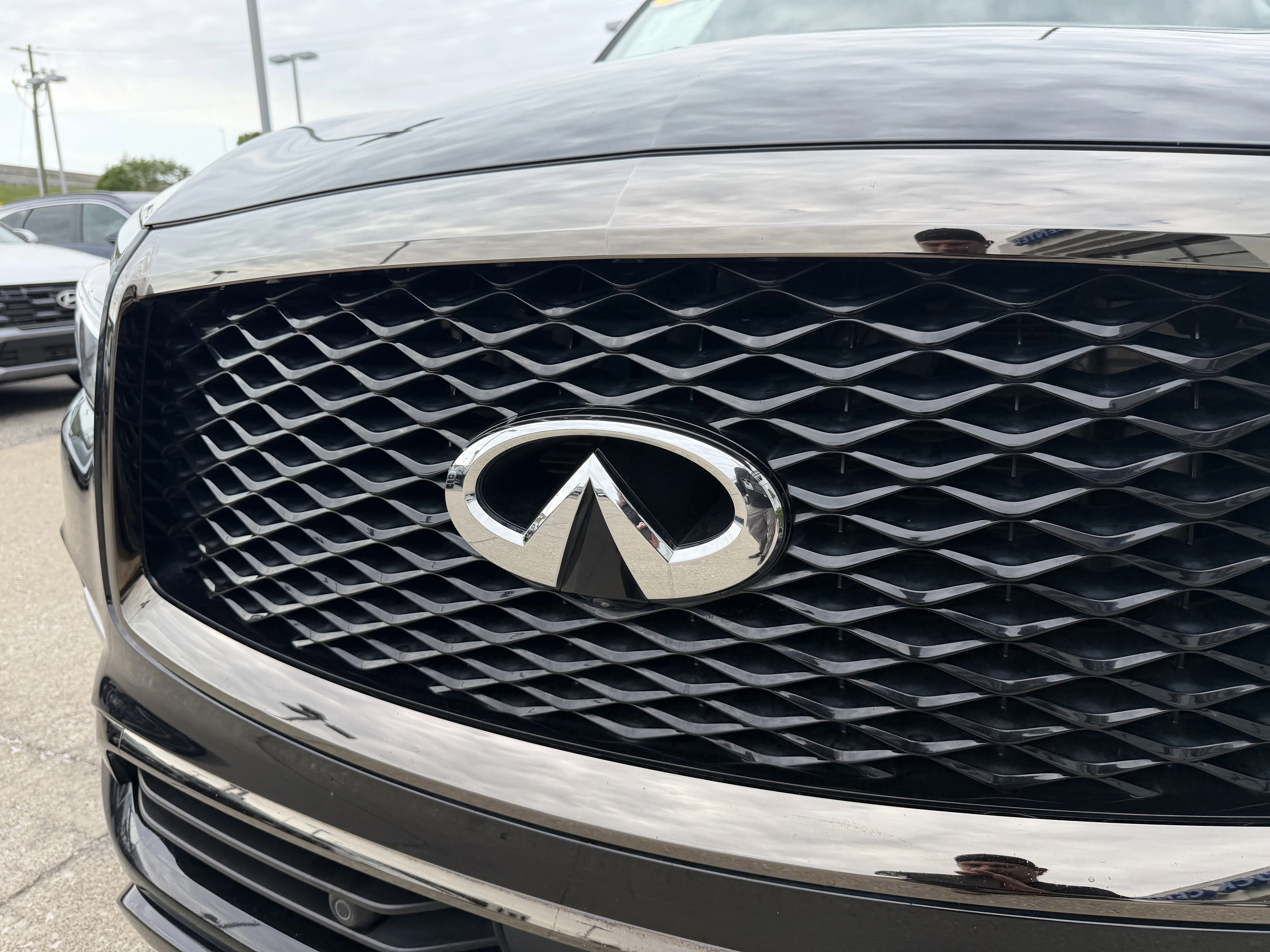 Used 2021 Mineral Black INFINITI Premium Select image 21