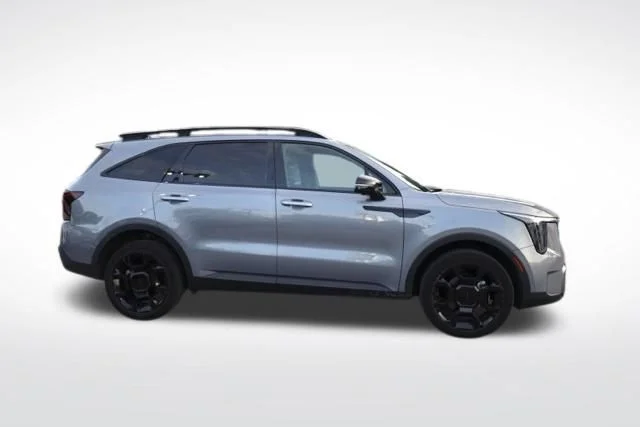 Used 2025 Silver Kia X-Line SX Prestige image 12