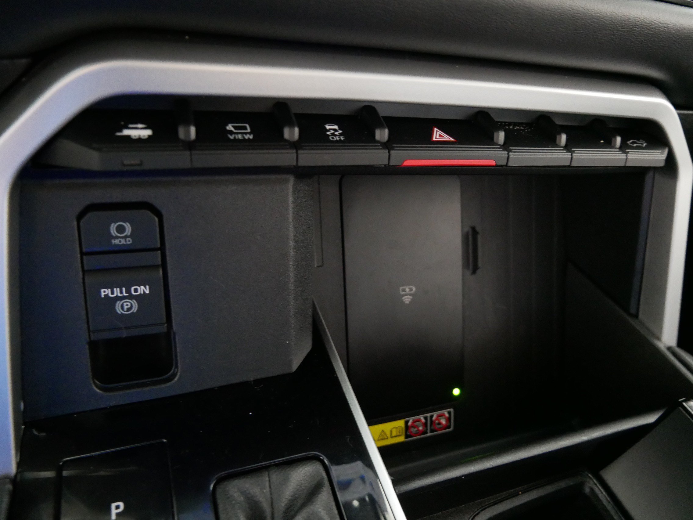 2025 Toyota Tundra Platinum - Photo 29