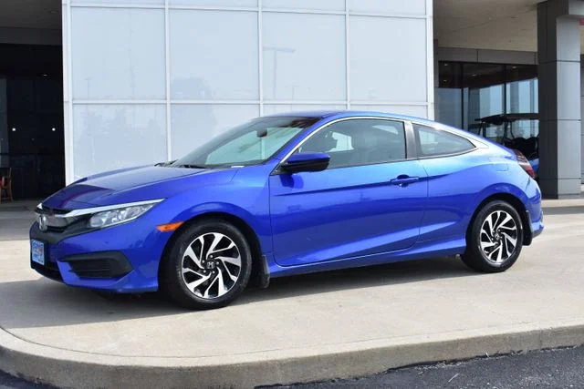 Used 2017 Blue Honda LX image 2