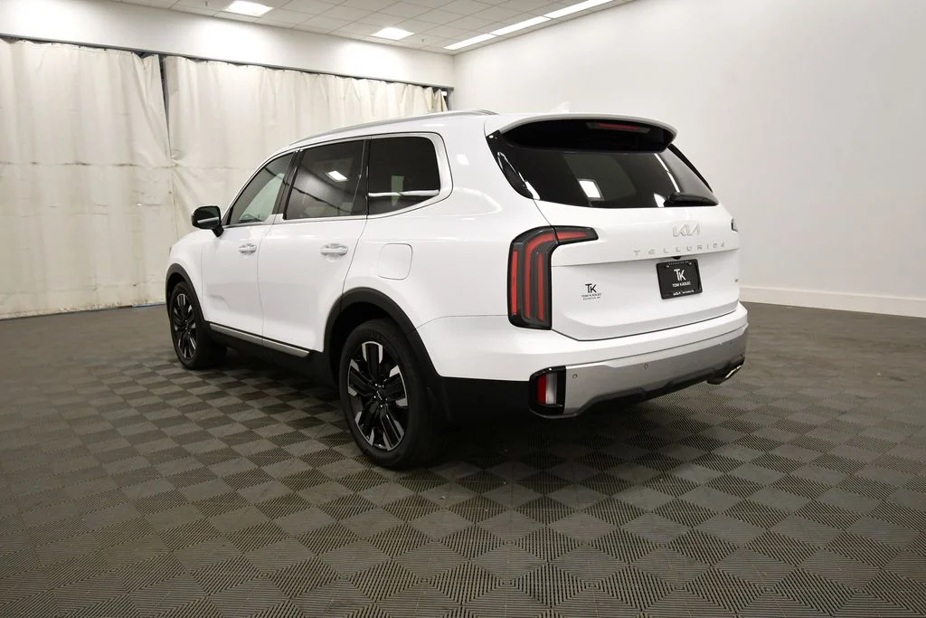 Certified Used 2024 White Kia SX-Prestige image 5