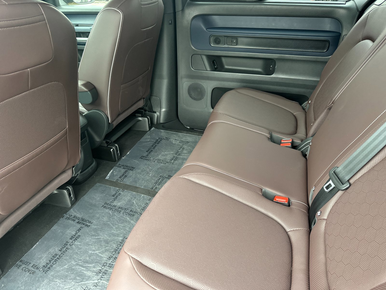 2025 Volkswagen ID. Buzz PRO S - Photo 11