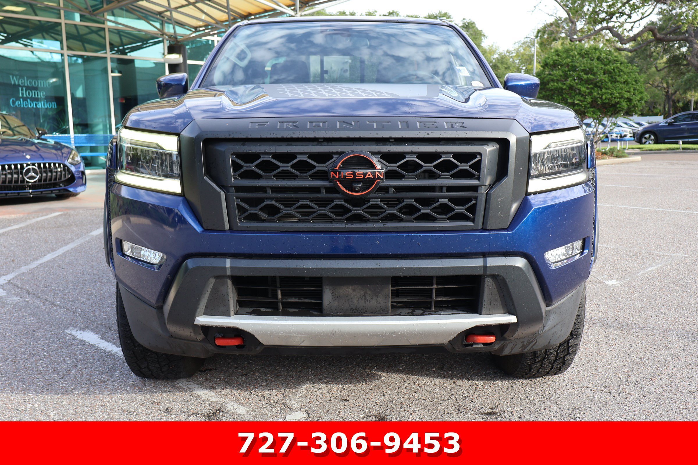 Used 2022 Deep Blue Pearl Nissan PRO-X image 10