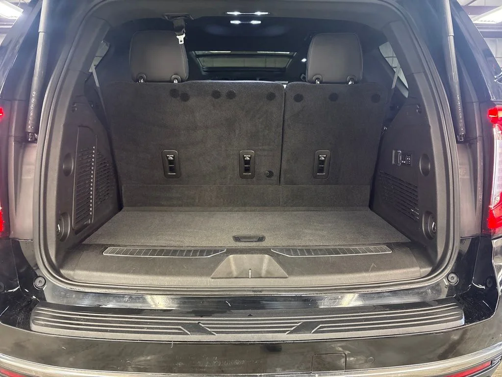 Used 2021 Black GMC Denali image 28