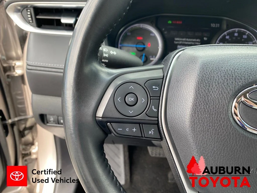 Used 2024 Titanium Glow Toyota LE image 37