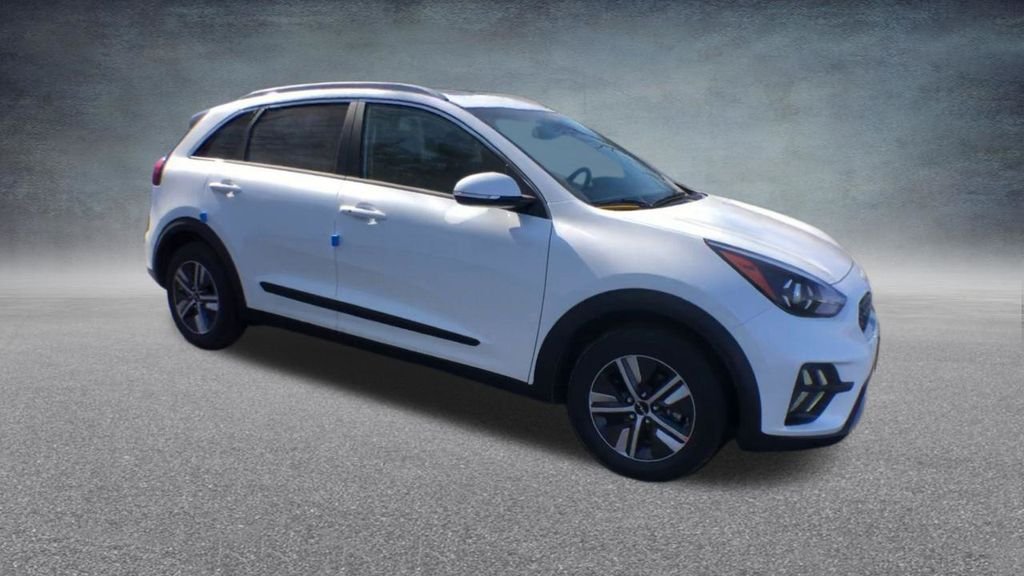 Used 2022 White Kia EX Premium image 26