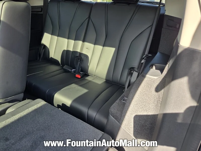 Used 2026 Magestic Black Pearl Acura FWD W/TECHNOLOGY PACKAGE image 9