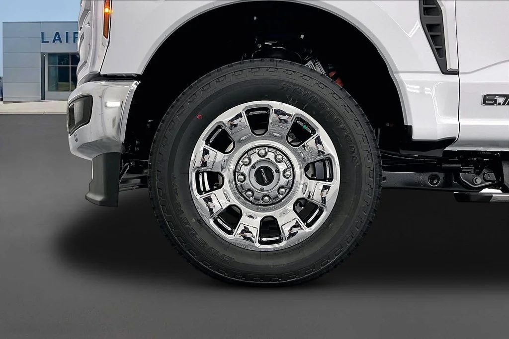 New 2026 Oxford White Ford F-350® Lariat® image 13
