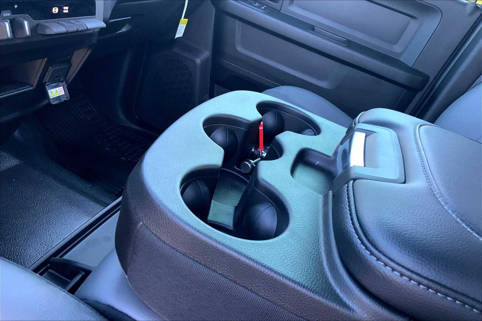 2026 RAM 2500 Tradesman - Photo 7