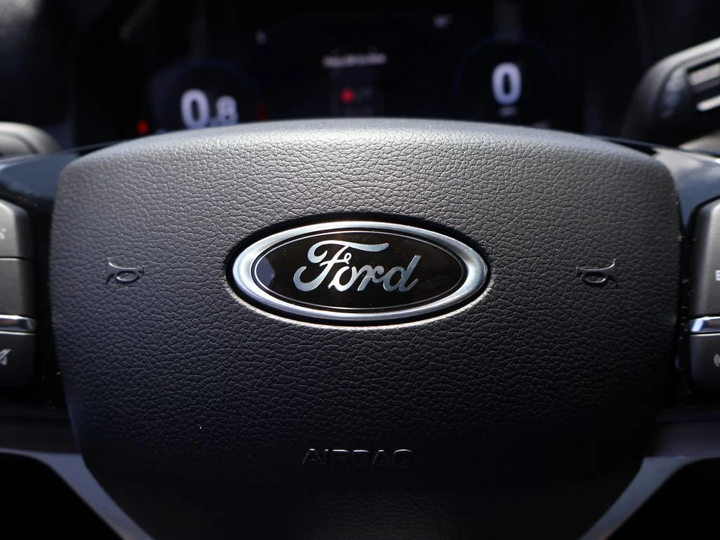 New 2026 Agate Black Metallic Ford Tremor® image 29