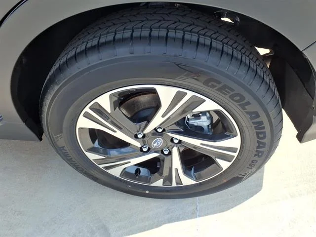 2025 Subaru Crosstrek Premium - Photo 17