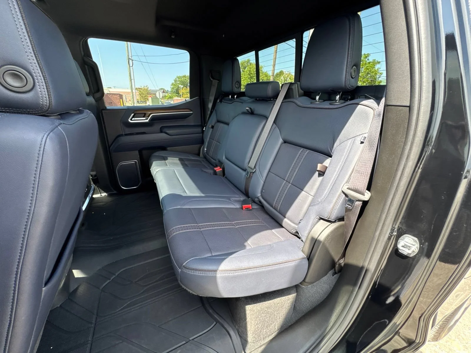 2022 Chevrolet Silverado 1500 High Country - Photo 27