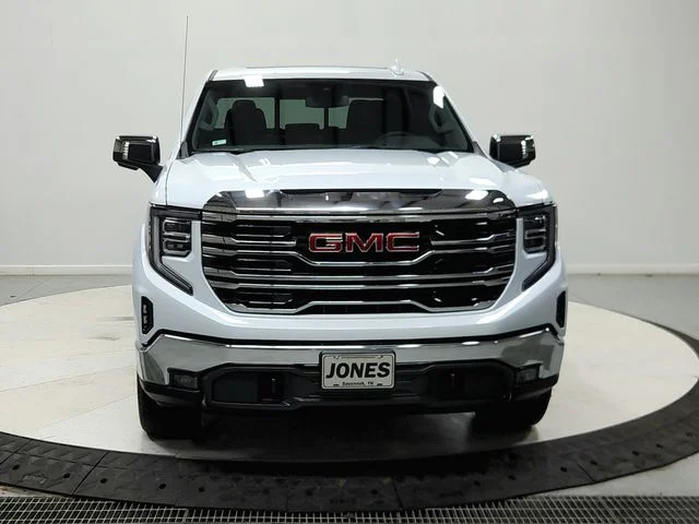 New 2026 White GMC SLT image 3