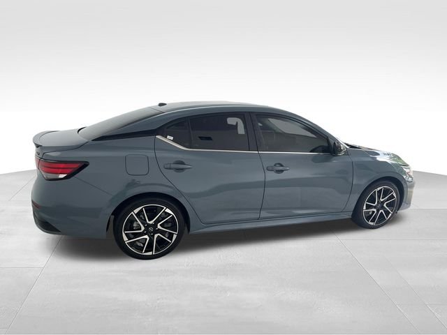 Used 2024 Gray Nissan SR image 6