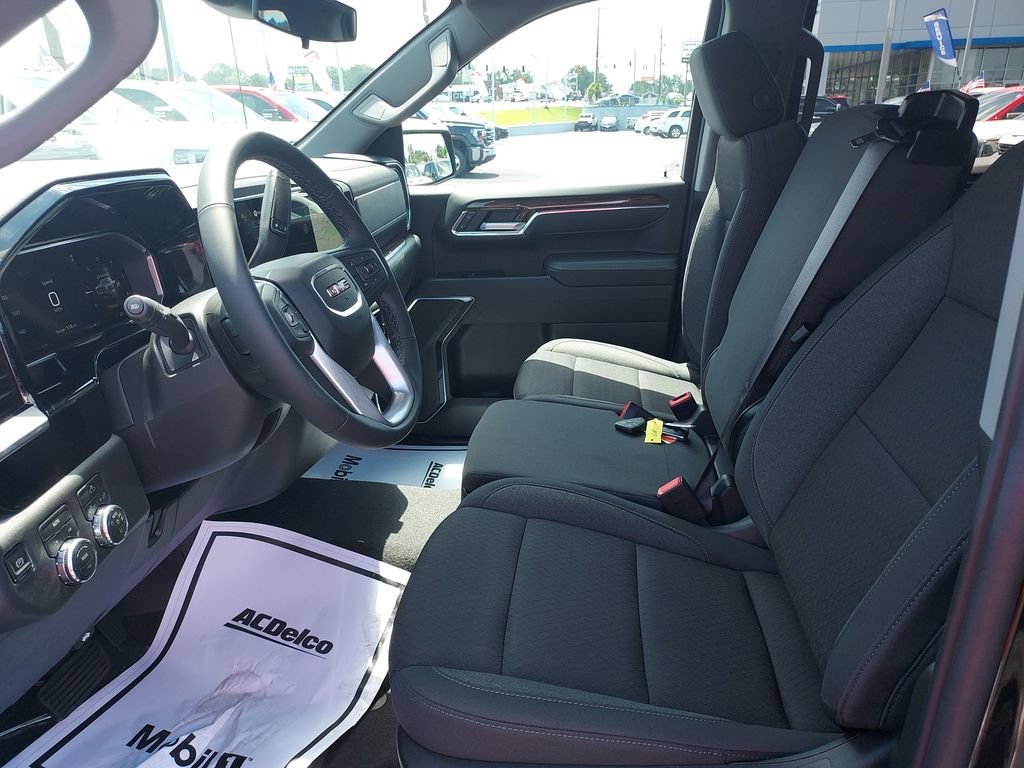 New 2026 Onyx Black GMC Elevation image 9