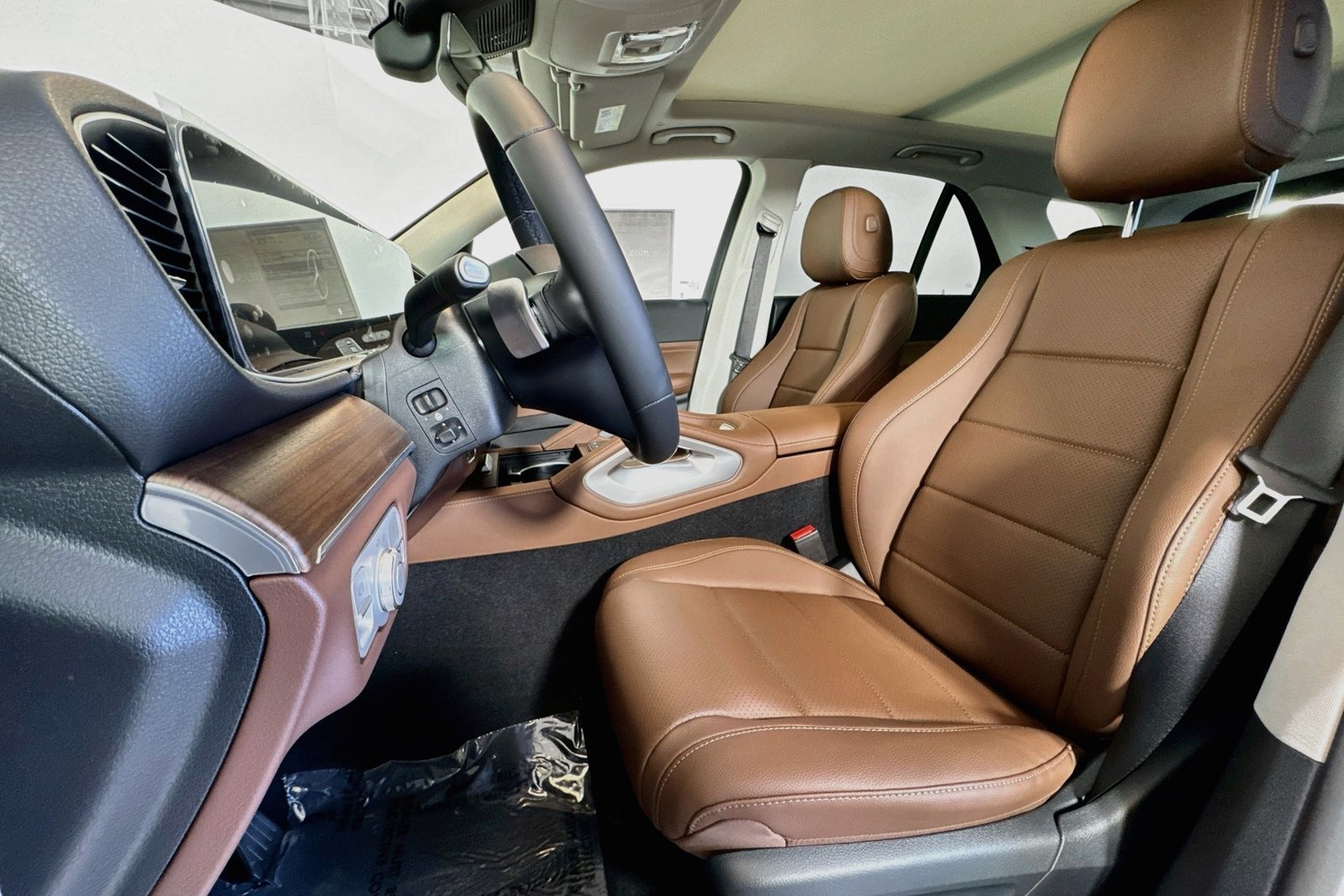 New 2026 Polar White Mercedes-Benz GLE 450 image 18