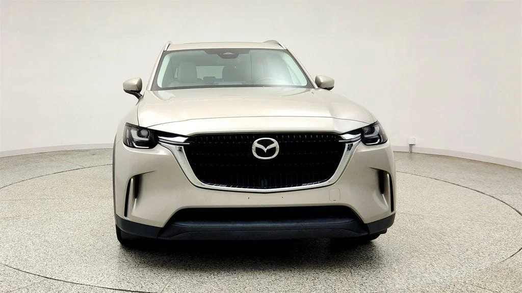 Used 2024 Platinum Quartz Mazda Preferred AWD image 2