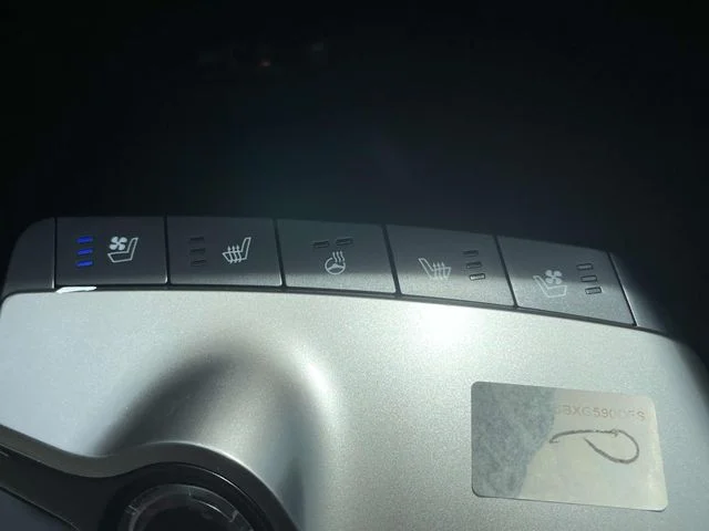 New 2026 Gray Kia Wind image 37