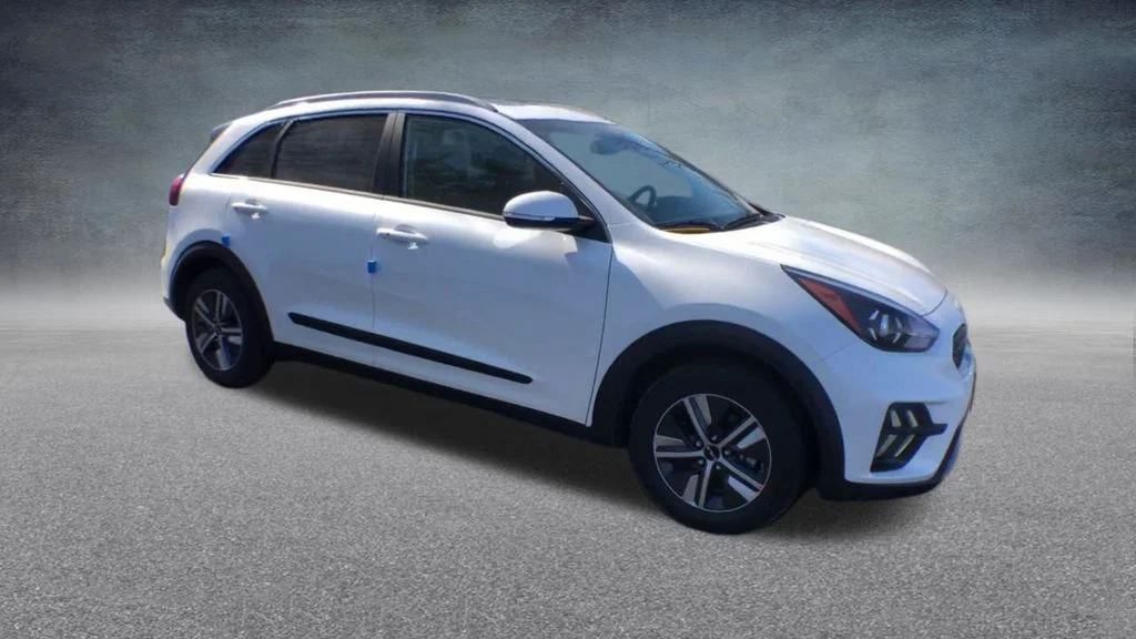 Used 2022 White Kia EX Premium image 26