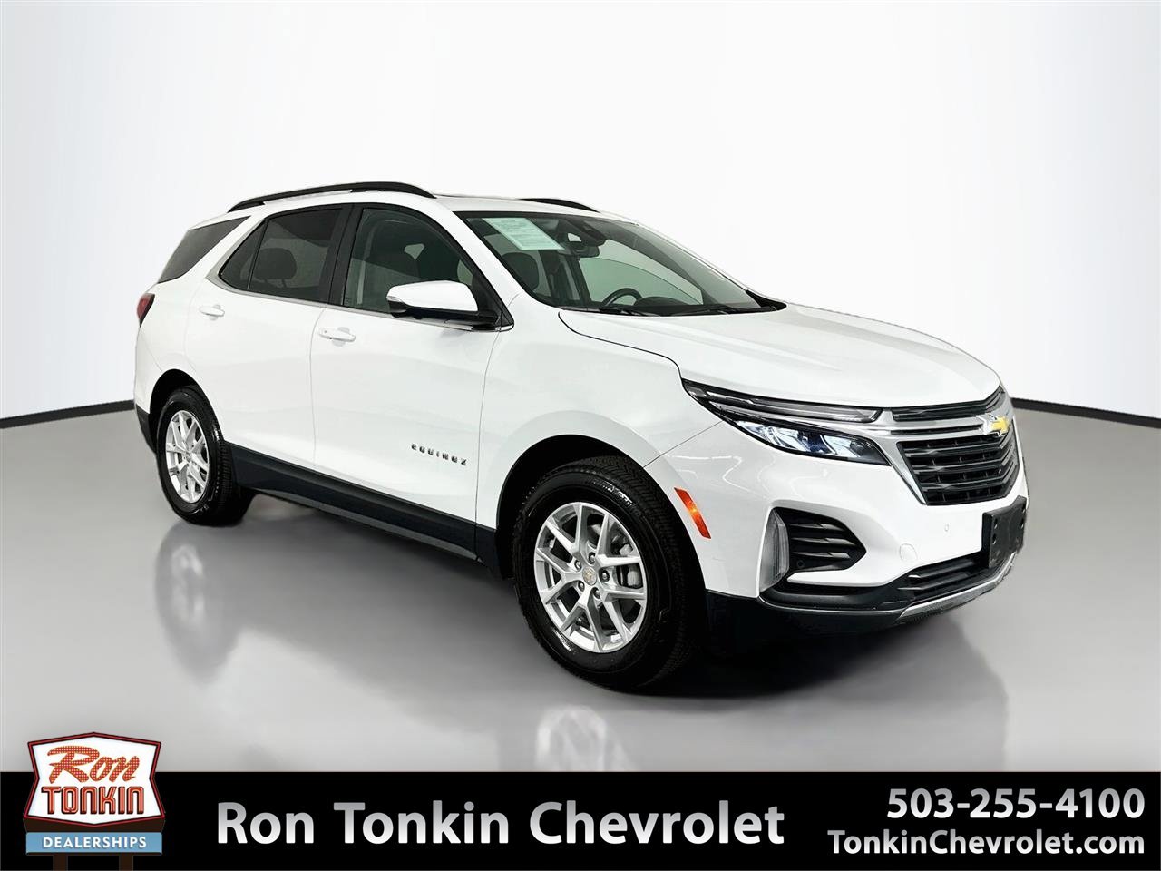 Used 2024 Summit White Chevrolet LT image 1