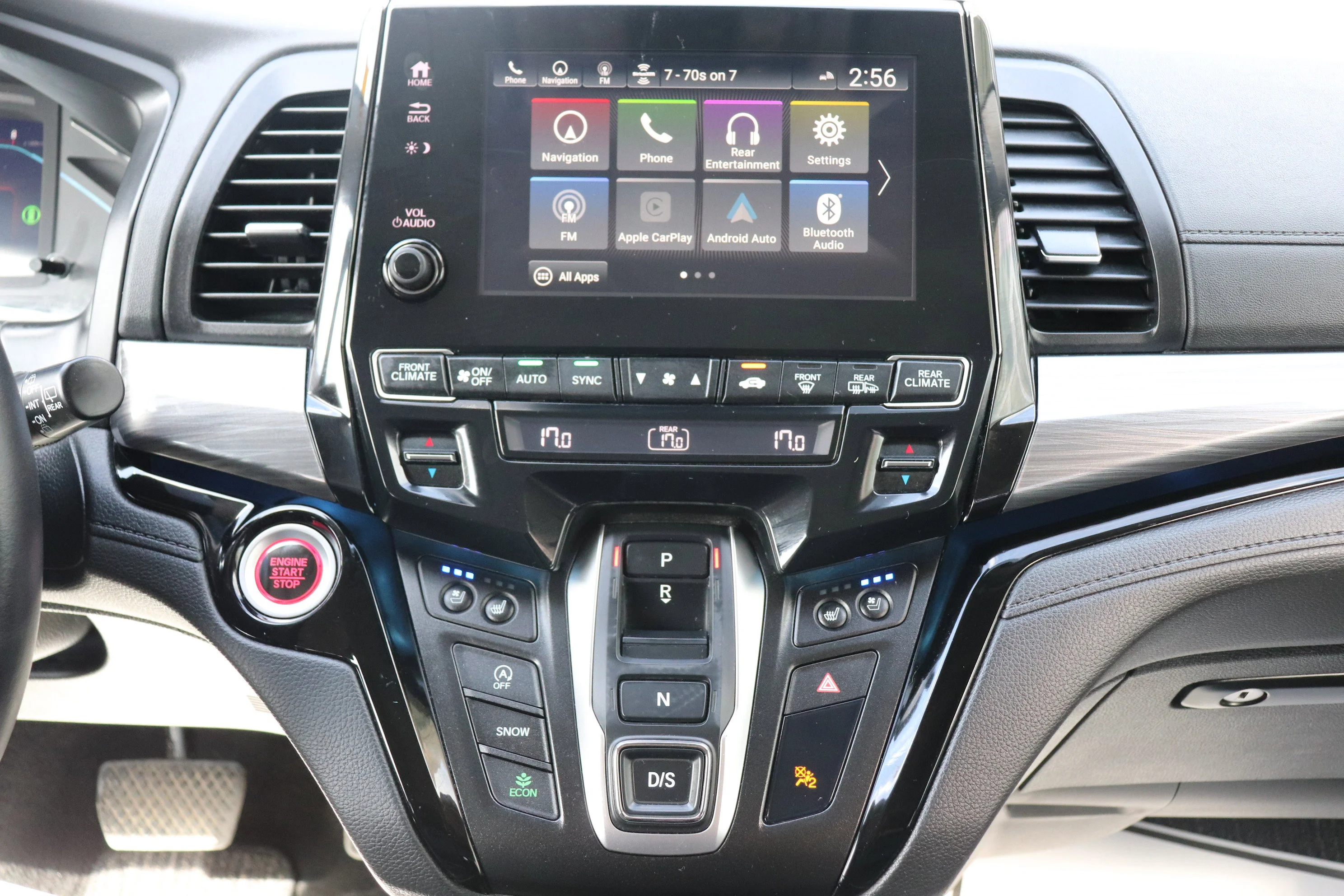 Certified Used 2022 Lunar Silver Metallic Honda Touring image 11