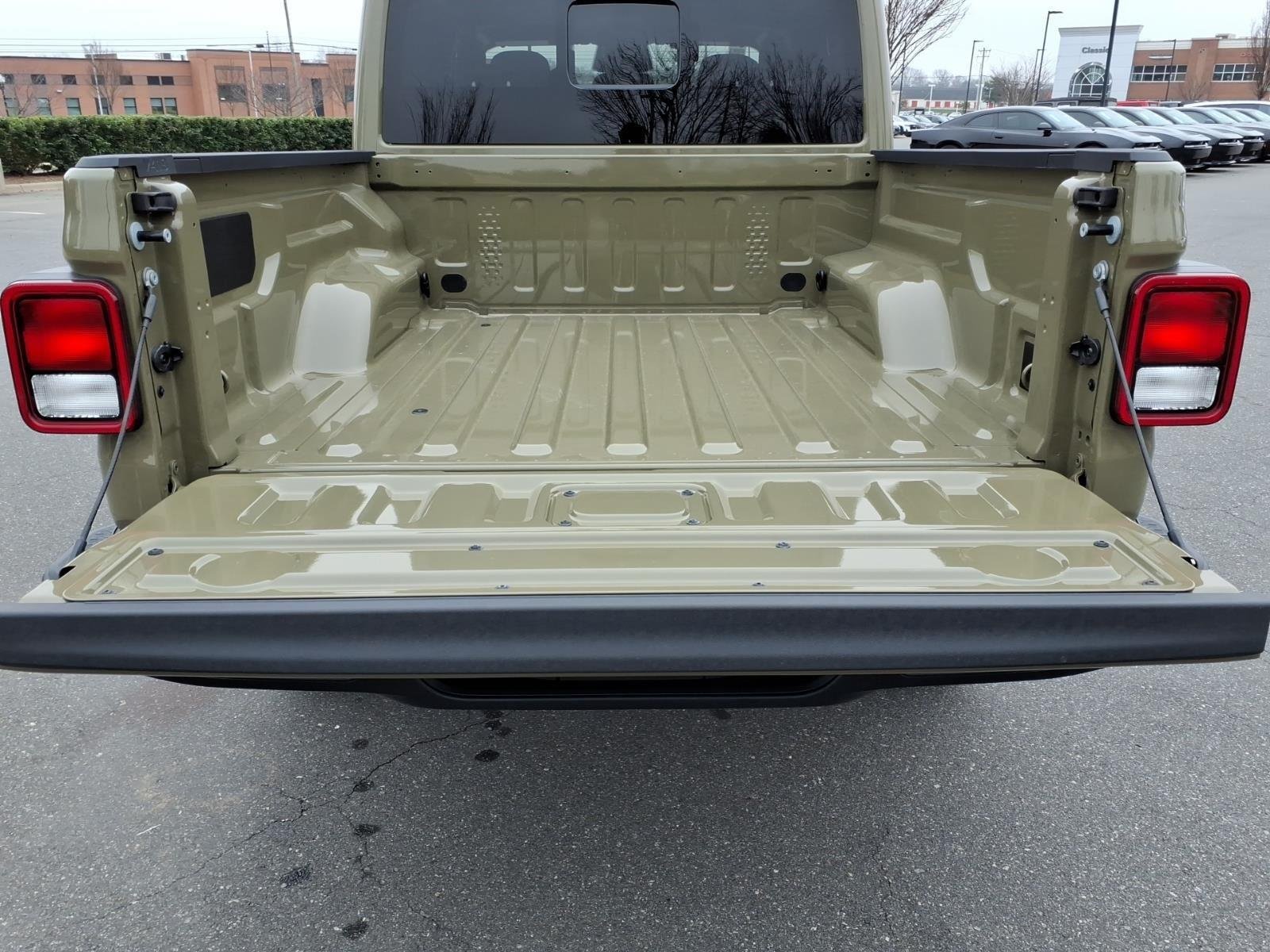 New 2026 41 Jeep Sahara image 32