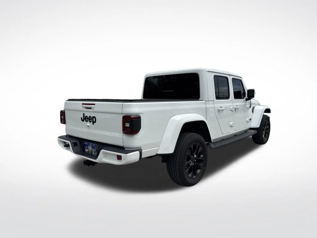 Certified Used 2023 Bright White Clearcoat Jeep Overland image 5