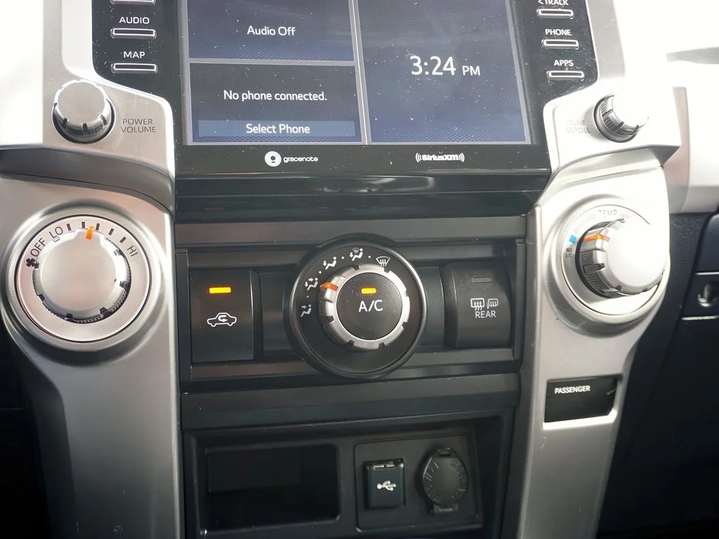 2021 Toyota 4Runner SR5 - Photo 25
