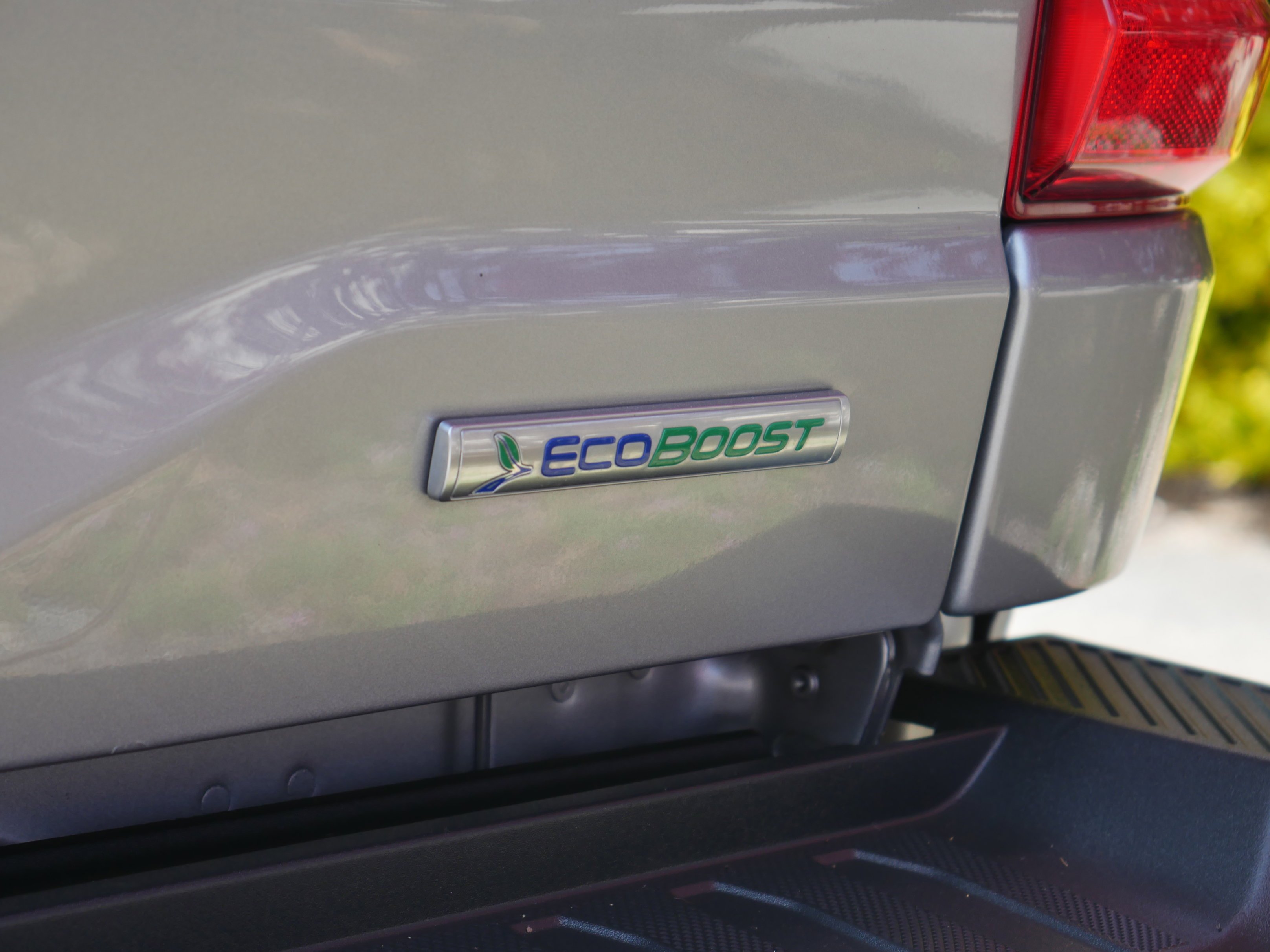 Certified Used 2023 Iconic Silver Metallic Ford XL image 21