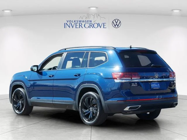 Certified Used 2022 Blue Volkswagen 3.6L V6 SE w/Technology image 5