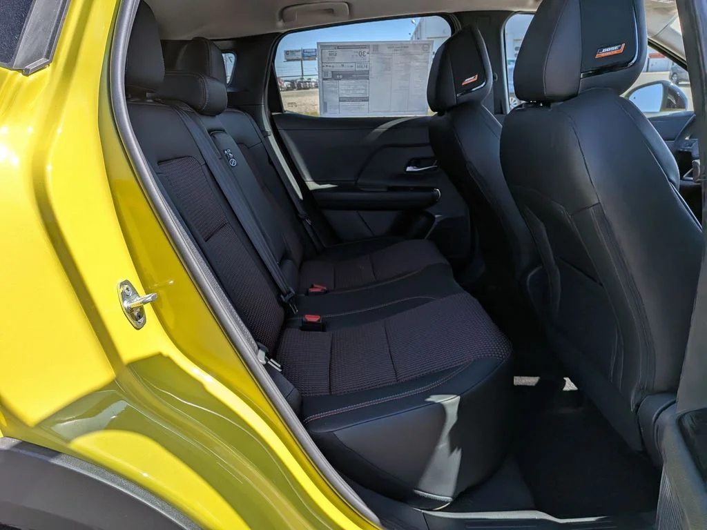 New 2026 Yuzu Yellow Metallic / Super Black Two-tone Nissan SR image 21