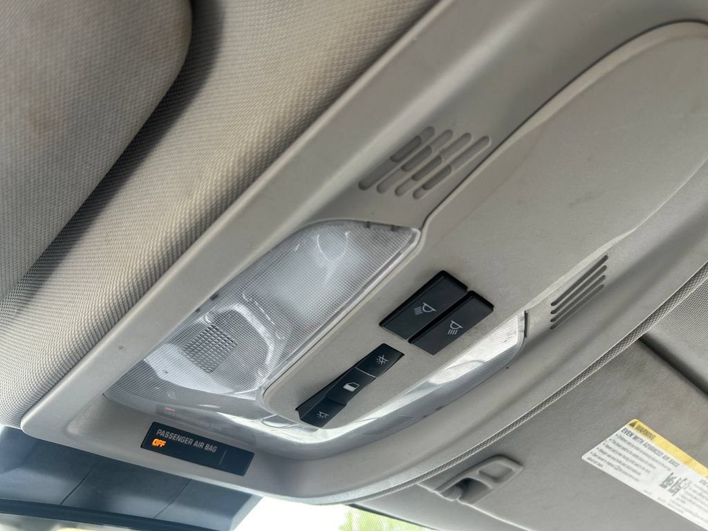 2017 Chevrolet Equinox LS - Photo 29